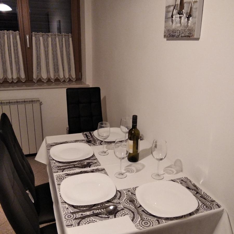 Apartma Nona Roza Zgornje Skofije Kültér fotó