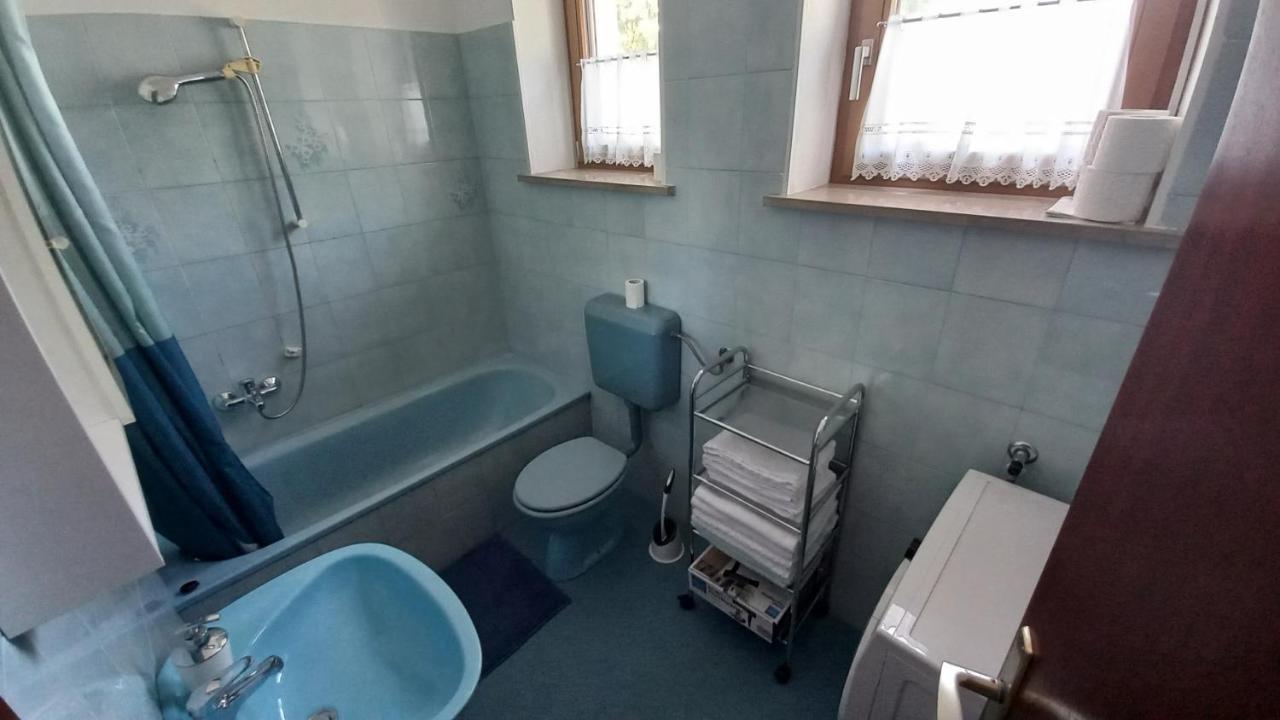 Apartma Nona Roza Zgornje Skofije Kültér fotó