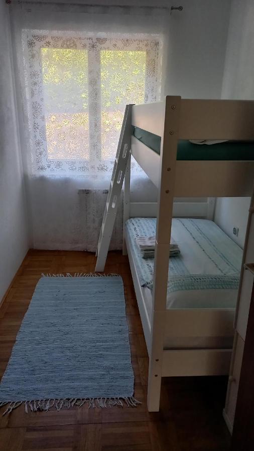 Apartma Nona Roza Zgornje Skofije Kültér fotó